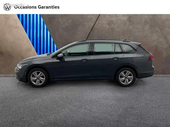 Volkswagen Golf 2023 photo 2