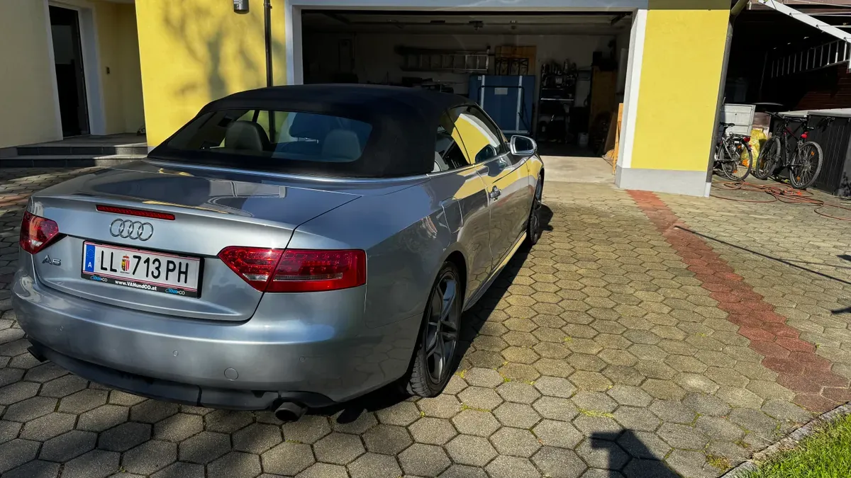 Audi A5 2011 photo 3