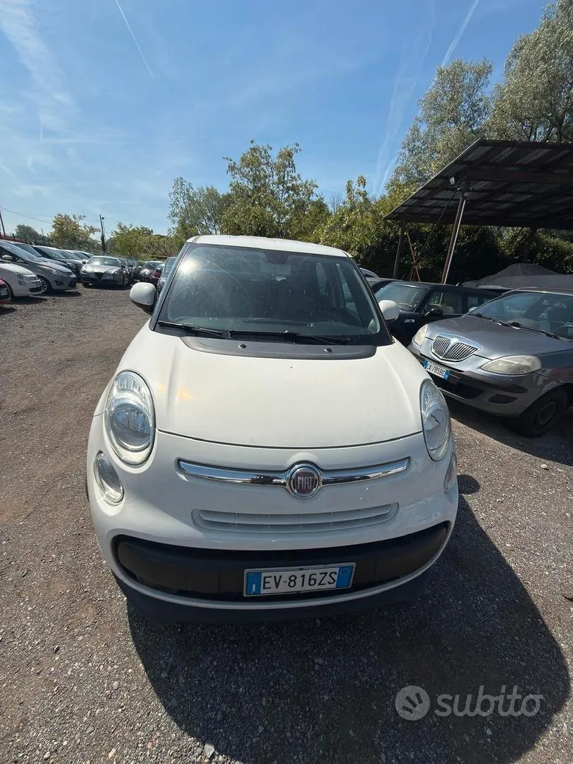 Fiat 500L 2014 photo 2