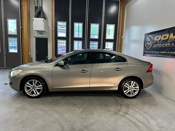 Volvo S60 2011 photo 5