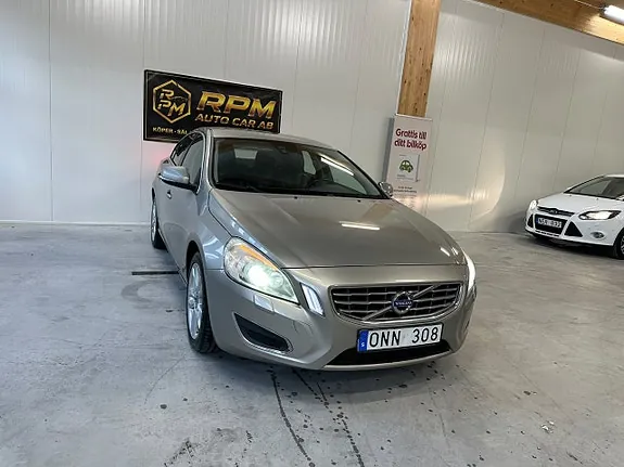 Volvo S60 2011 photo 2