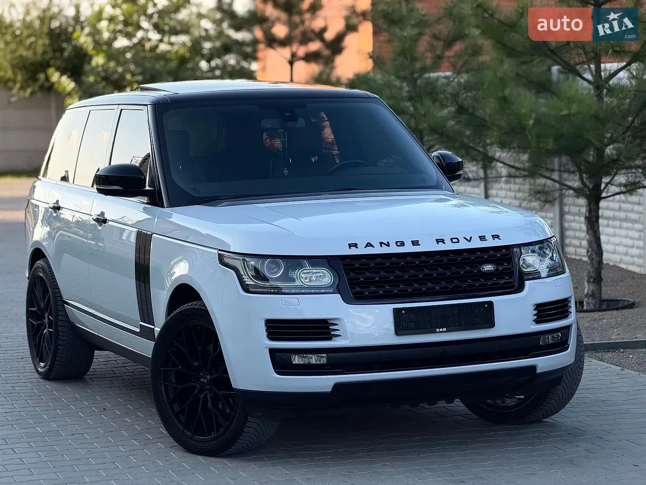 Land Rover Range Rover 2015 photo 2