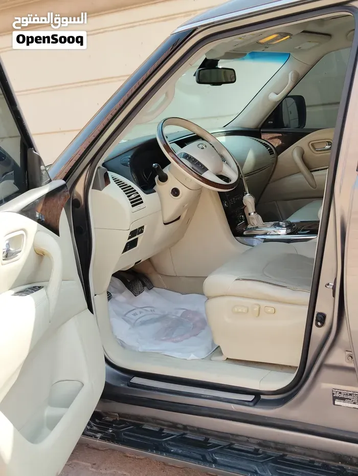 Infiniti Qx80 2014 photo 4