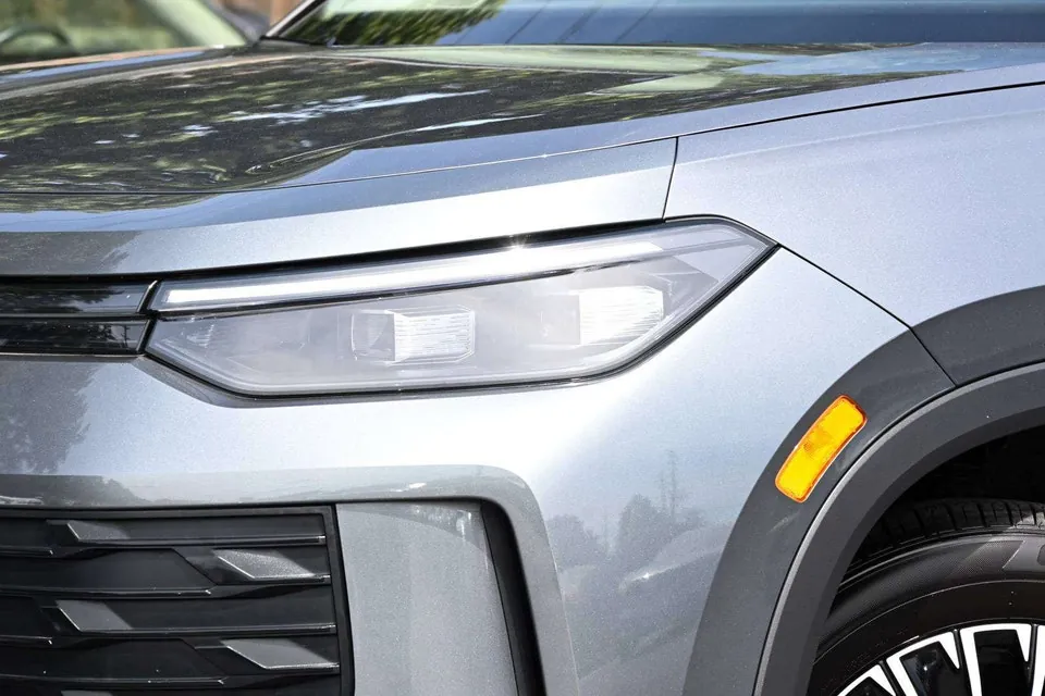Volkswagen Tiguan 2026 photo 2