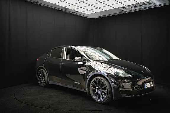 Tesla Model Y 2023 photo 5