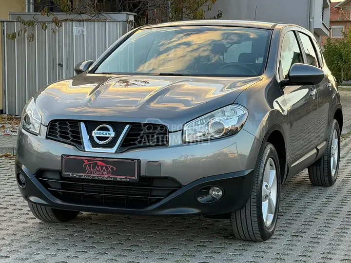 Nissan Qashqai 2012 photo 3