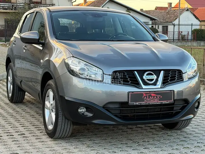 Nissan Qashqai 2012 photo 5