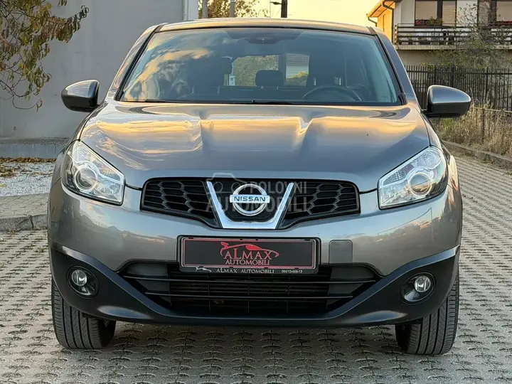 Nissan Qashqai 2012 photo 4