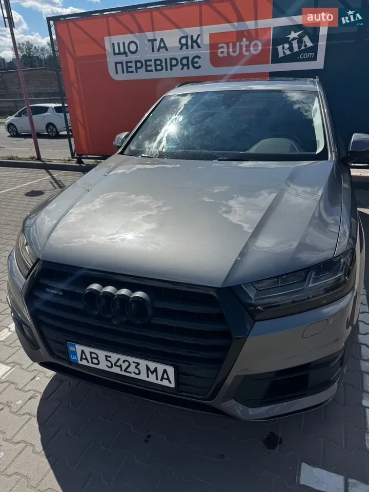 Audi Q7 2016 photo 5