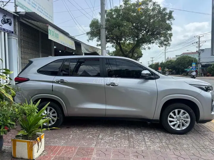 Toyota Innova Cross 2025 photo 5