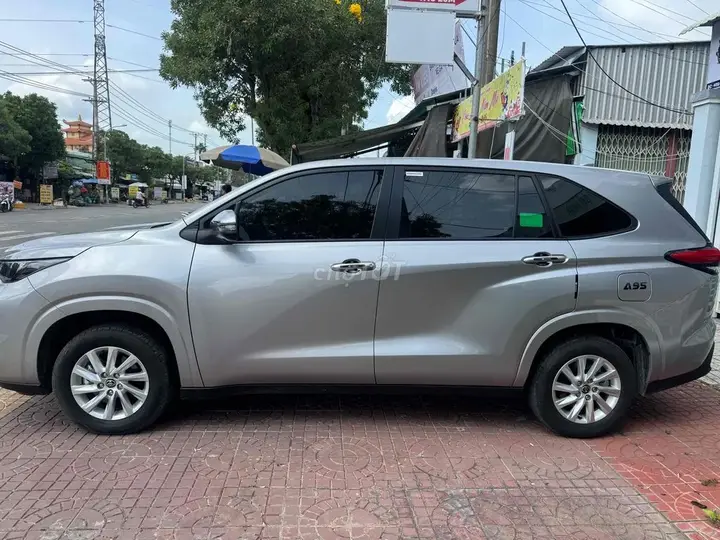 Toyota Innova Cross 2025 photo 2