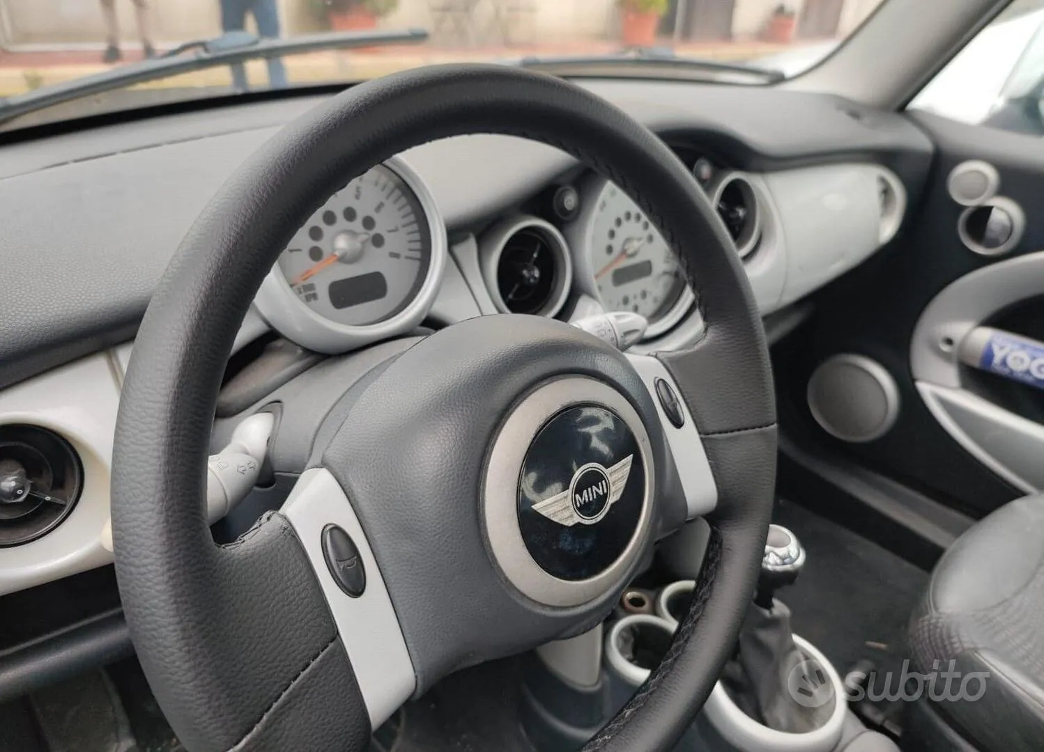 Mini Cooper 2003 photo 2