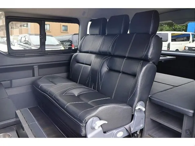 Toyota Hiace Wagon 2026 photo 4