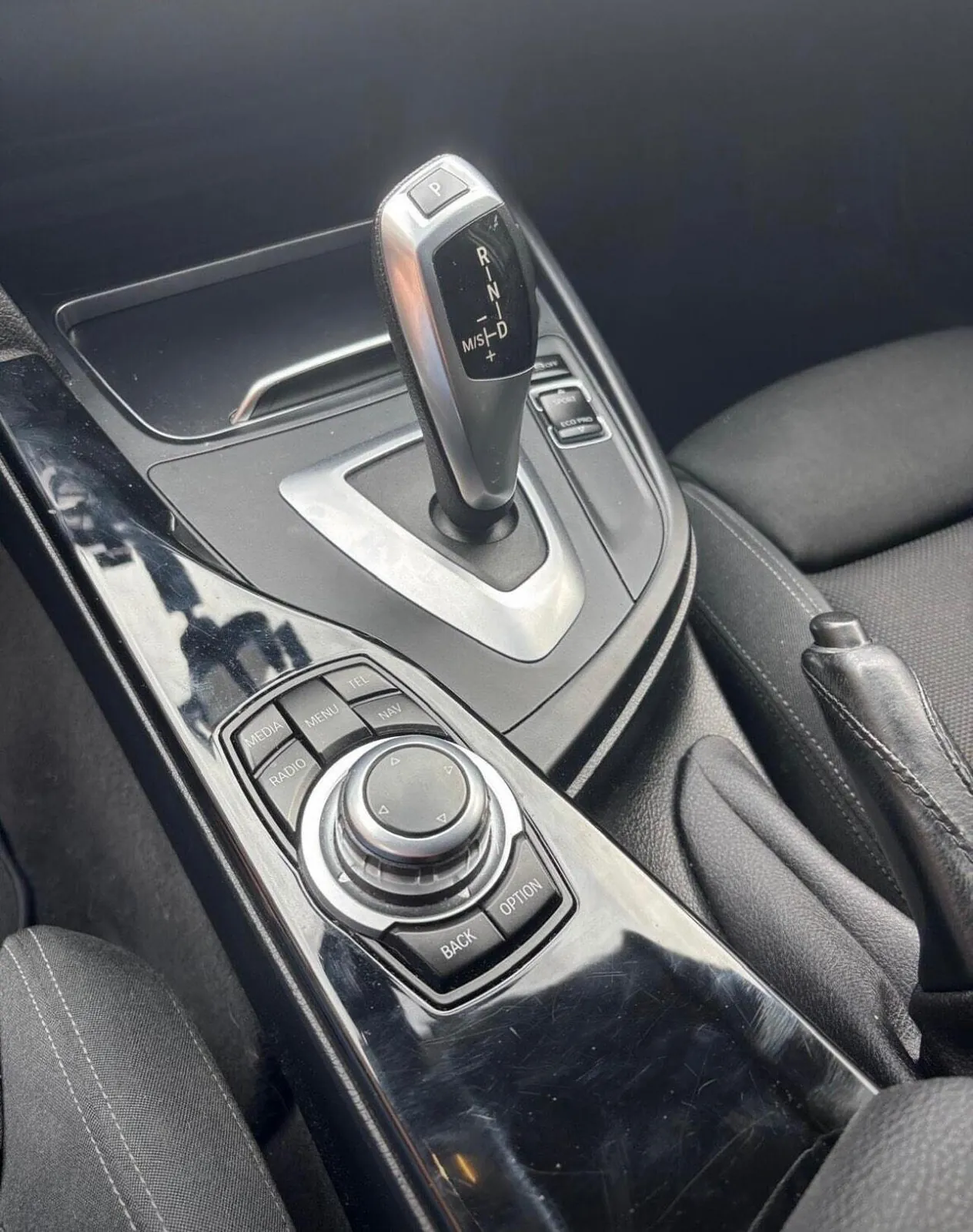 BMW 3 Series 2017 photo 3