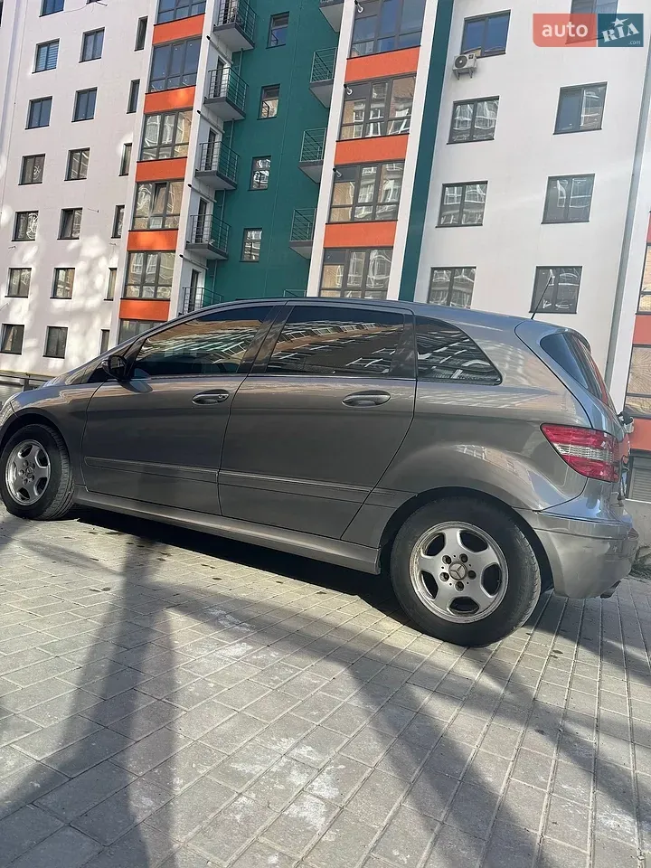 Mercedes-Benz B-Class 2008 photo 5
