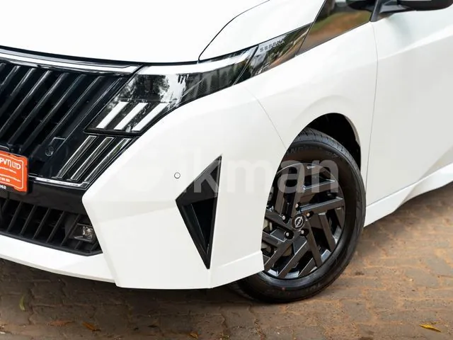 Nissan Serena 2026 photo 2