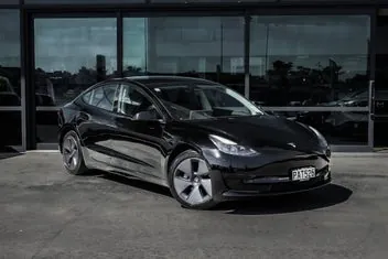 Tesla Model 3 2022 photo 2