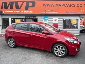 Hyundai Accent 2013 photo 2