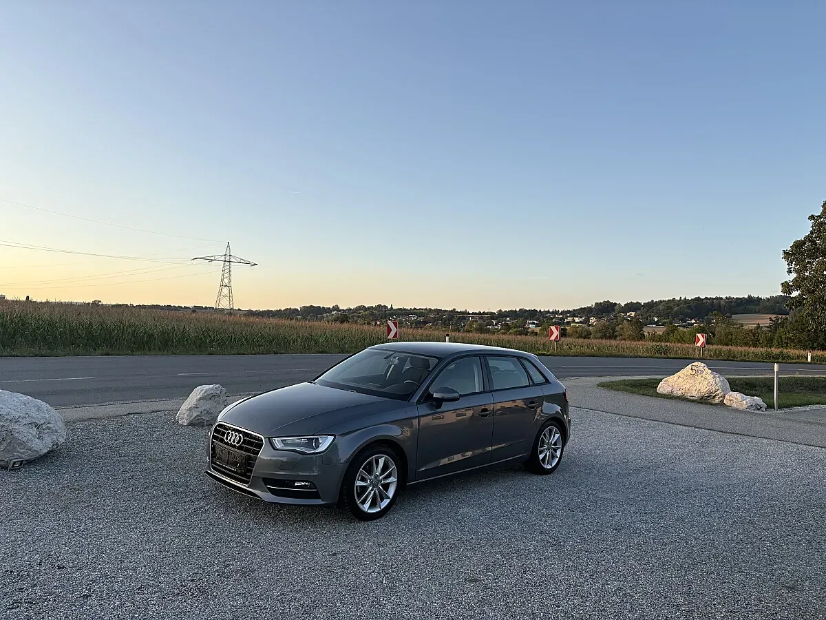 Audi A3 2013 photo 2