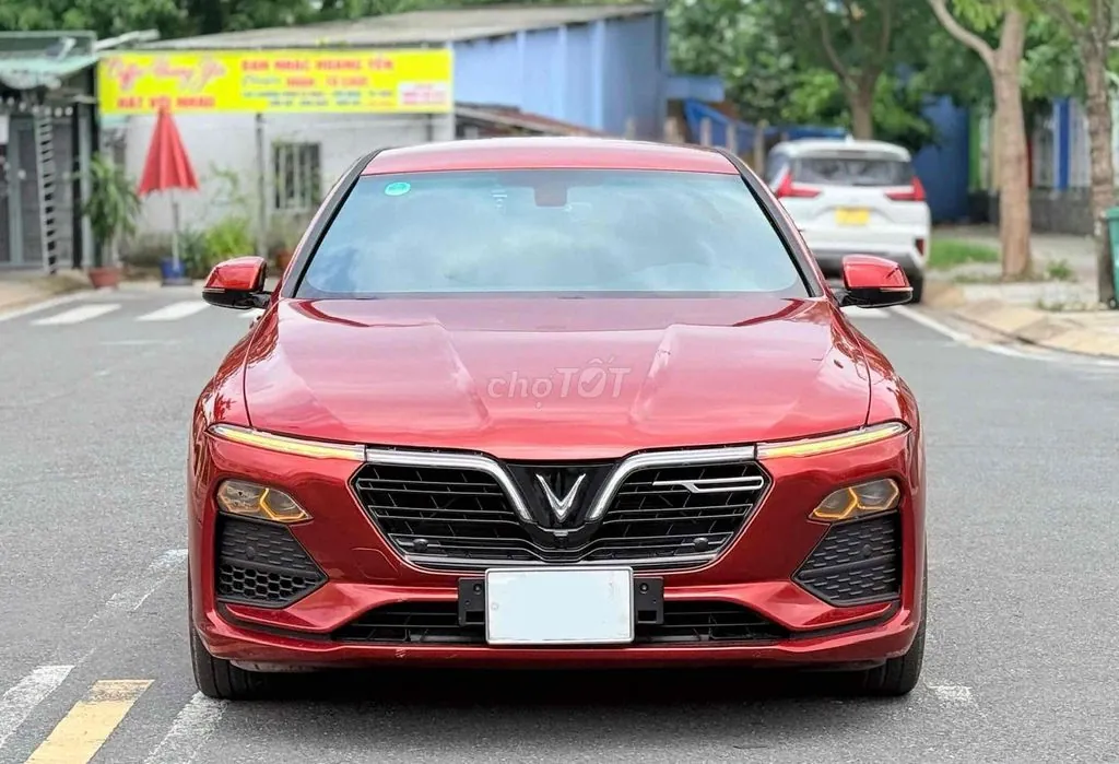 Vinfast Lux A2.0 2021 photo 2