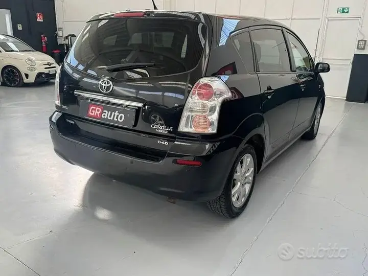 Toyota Corolla Verso 2009 photo 5