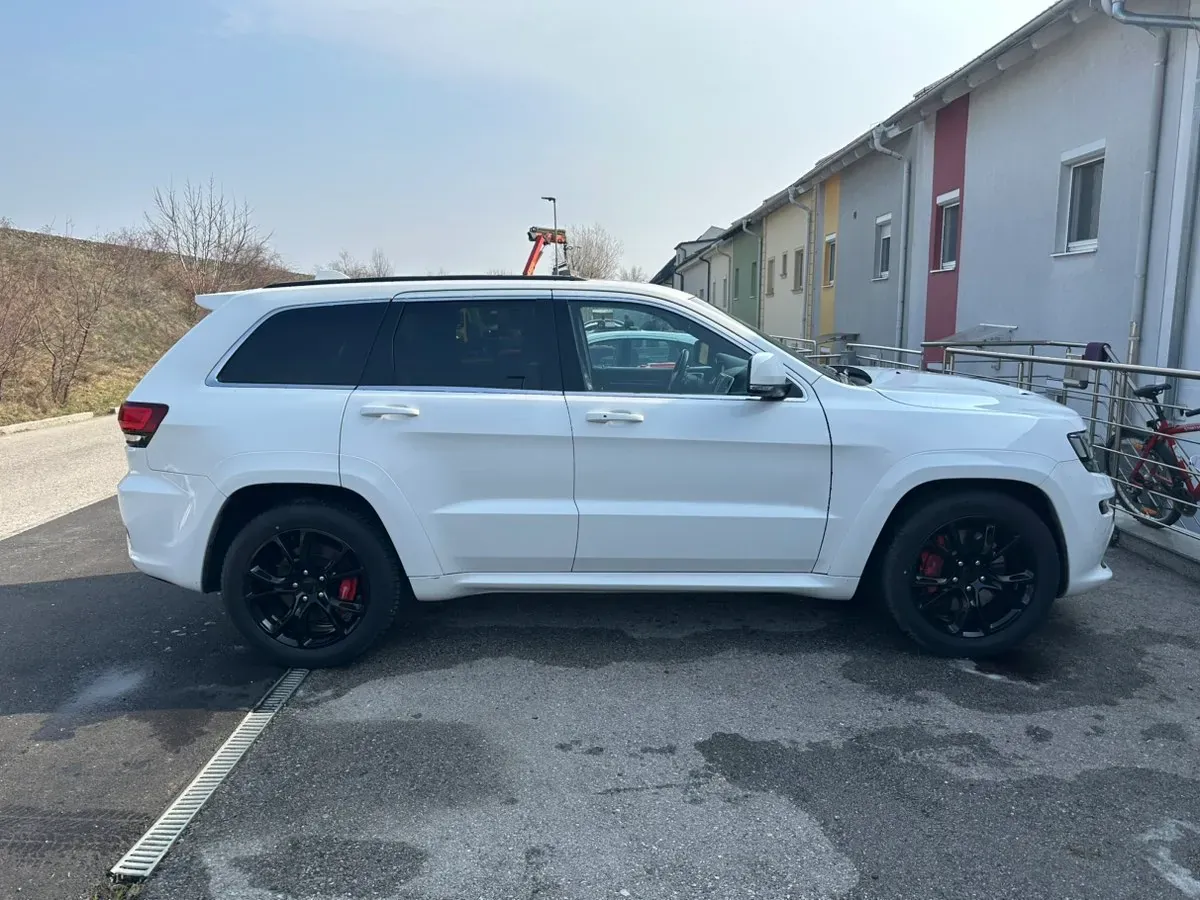 Jeep Grand Cherokee 2014 photo 3