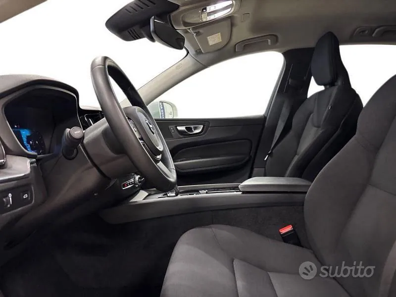 Volvo Xc60 2022 photo 2