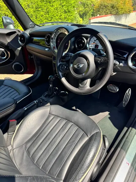 Mini Cooper S 2012 photo 5