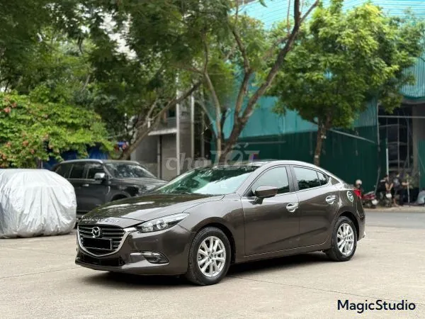 Mazda 3 2018 photo 2