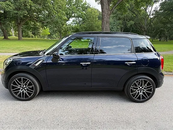 Mini Countryman Cooper S 2015 photo 2