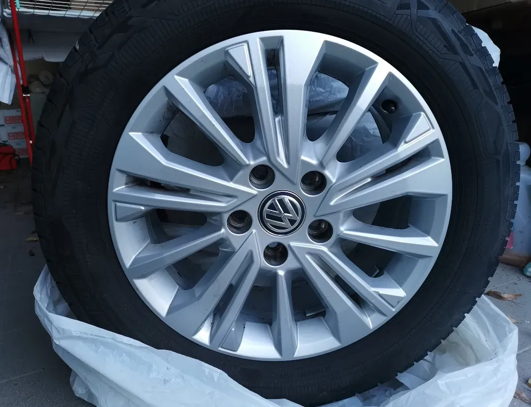 Volkswagen Multivan 2020 photo 2