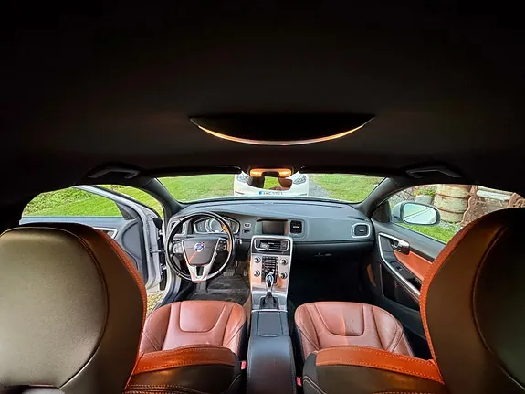 Volvo V60 2015 photo 5