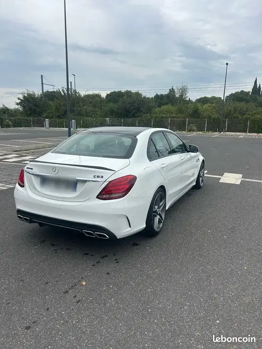 Mercedes-Benz C-Class 2017 photo 2