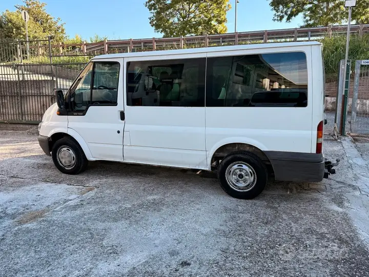 Ford Transit 2004 photo 5