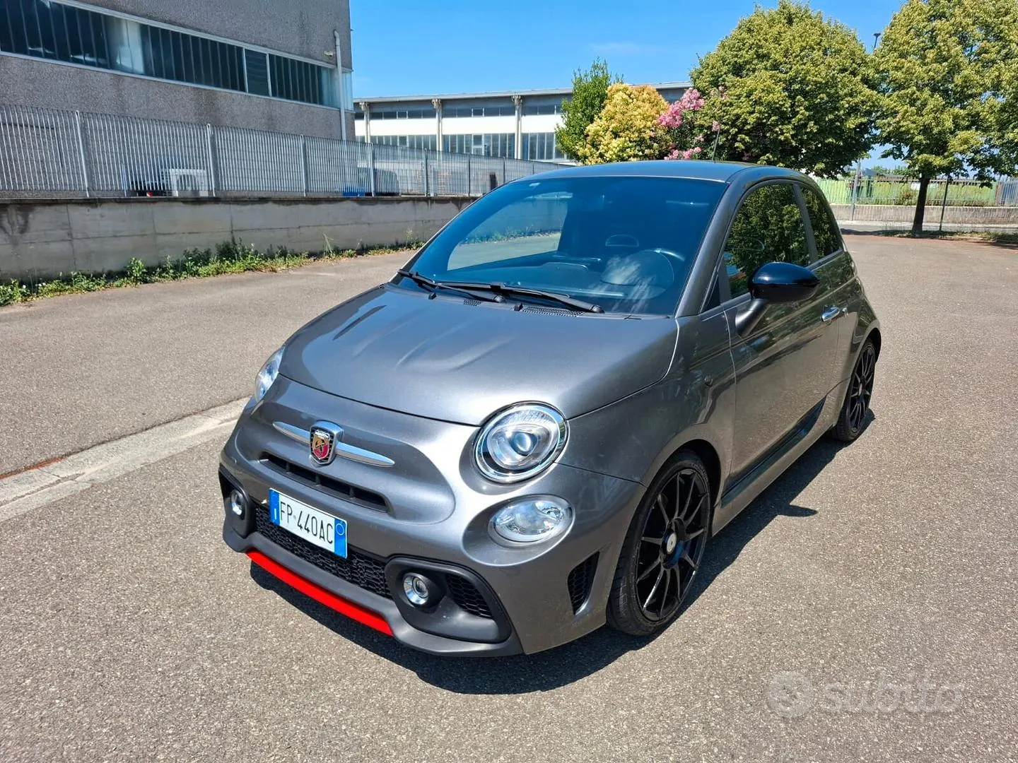 Abarth 595 2018 photo 2