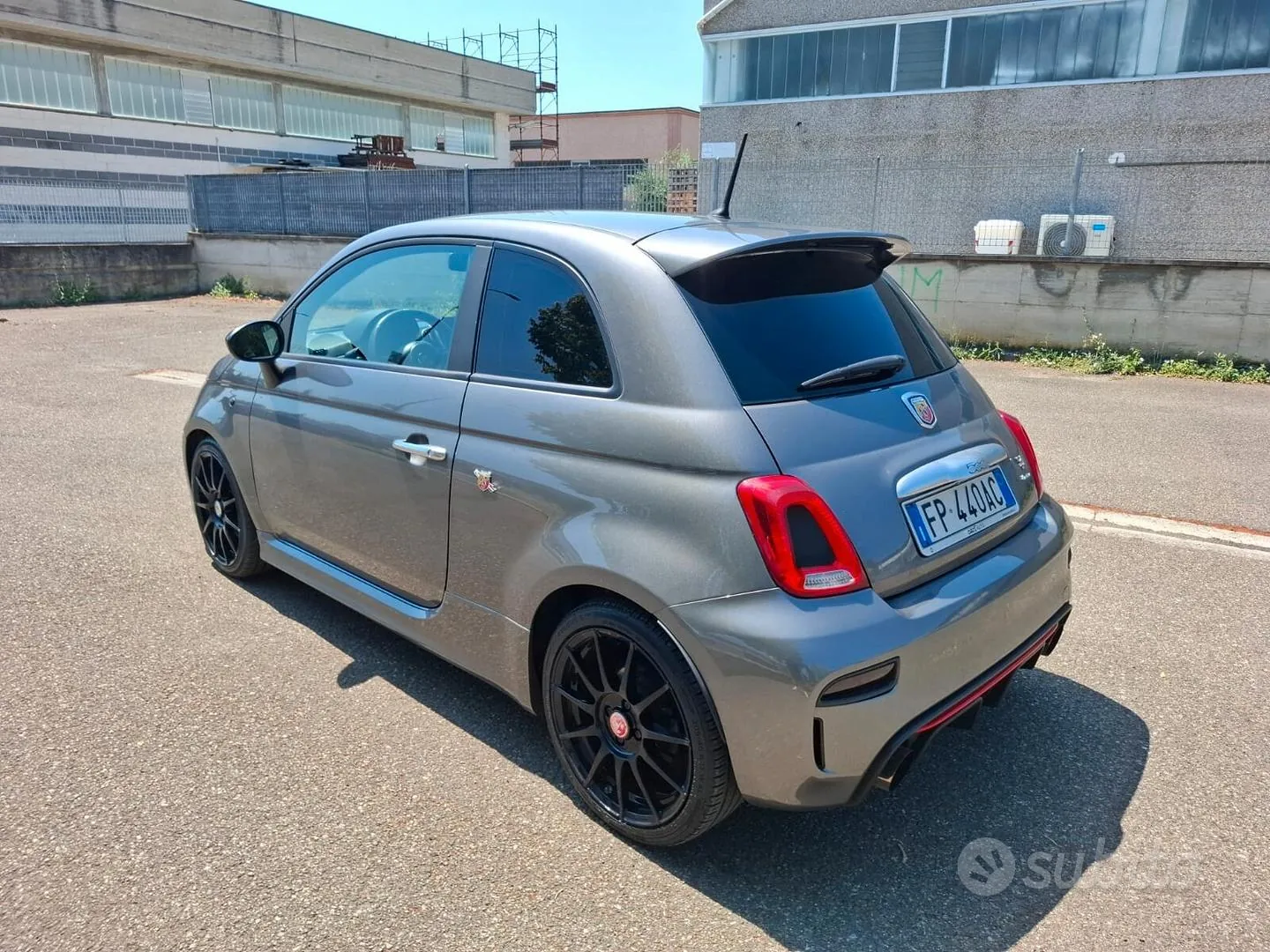 Abarth 595 2018 photo 3