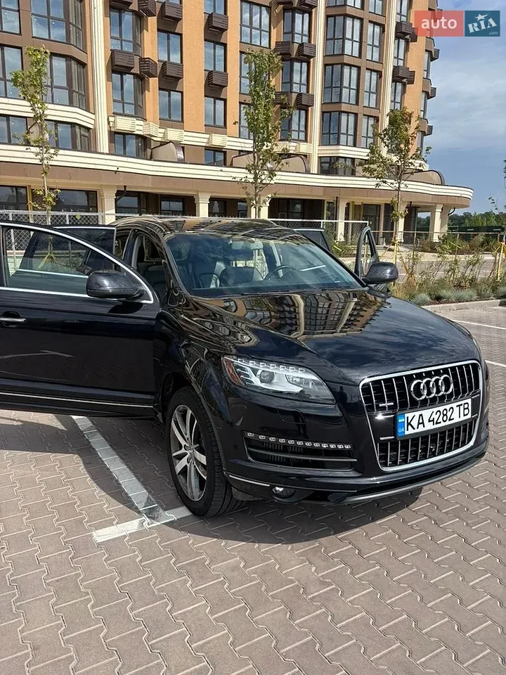 Audi Q7 2013 photo 3