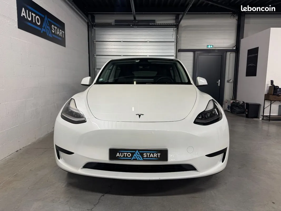 Tesla Model Y 2024 photo 5