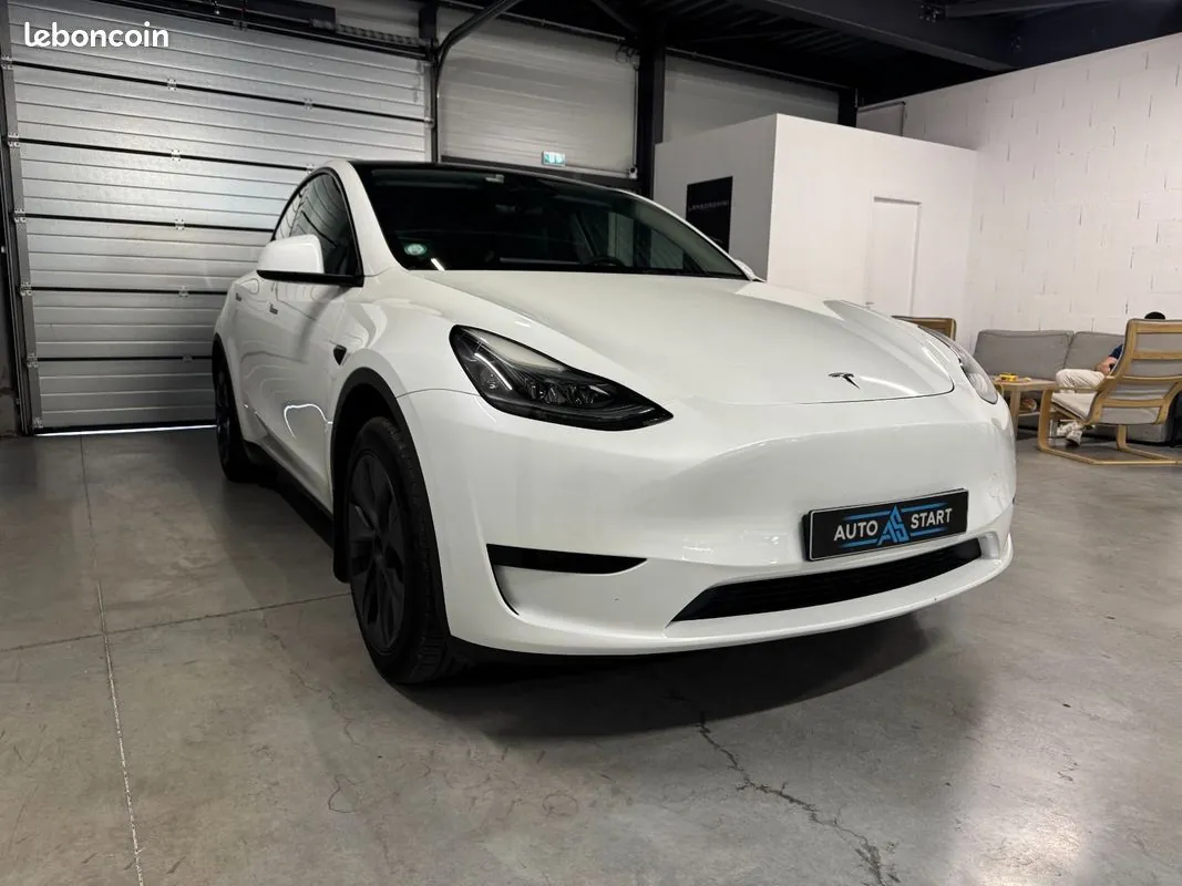 Tesla Model Y 2024 photo 4