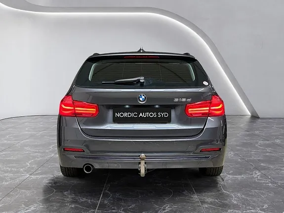 BMW 318D 2018 photo 4