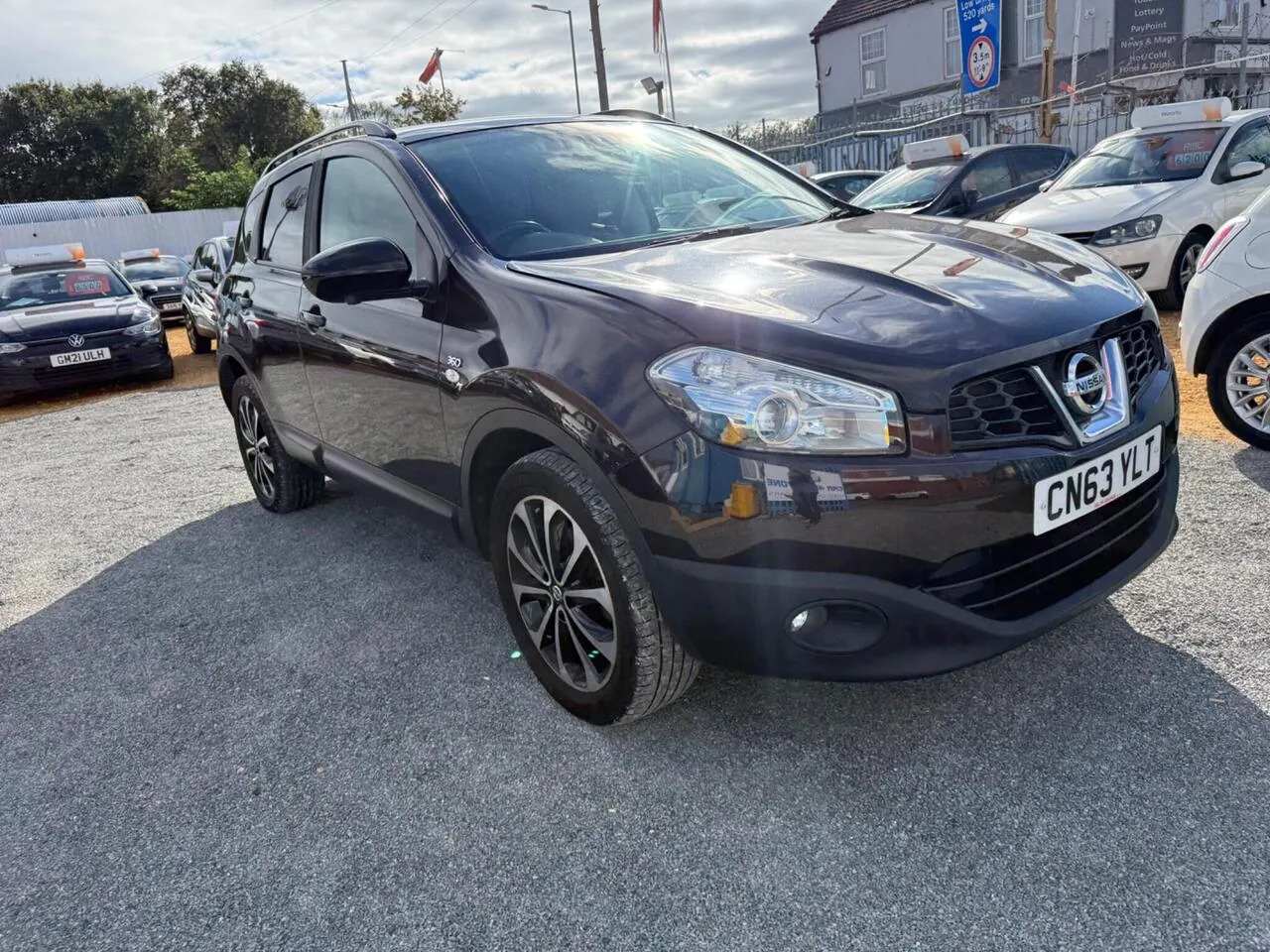 Nissan Qashqai 2013 photo 4