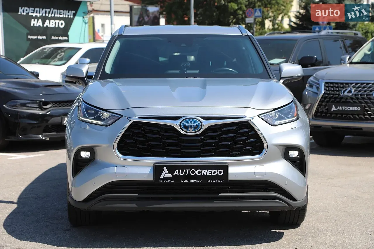 Toyota Highlander 2021 photo 2