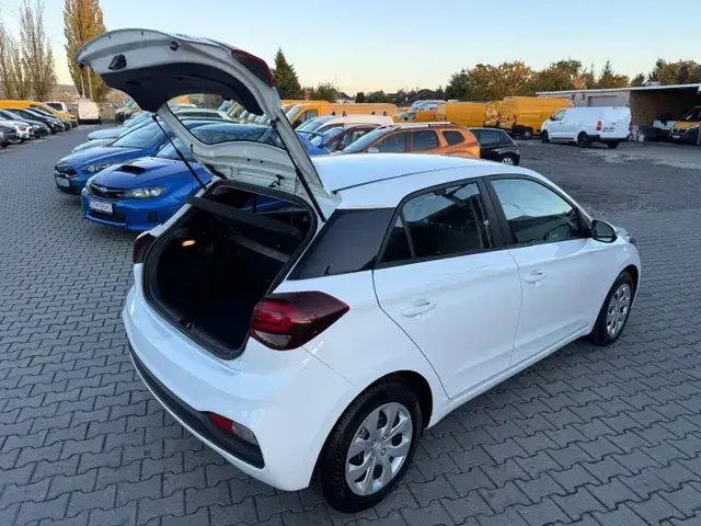 Hyundai I20 2020 photo 3