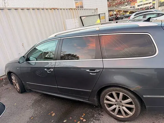 Volkswagen Passat 2010 photo 4