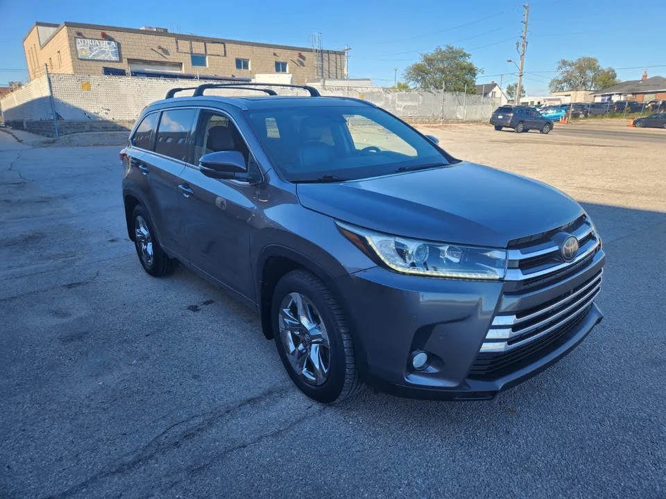 Toyota Highlander 2017 photo 2
