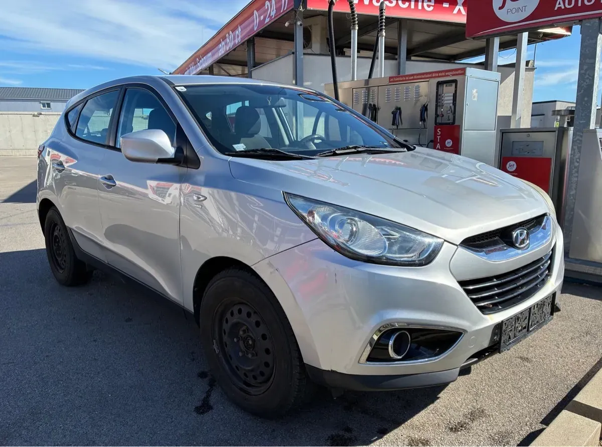 Hyundai Ix35 2011 photo 2