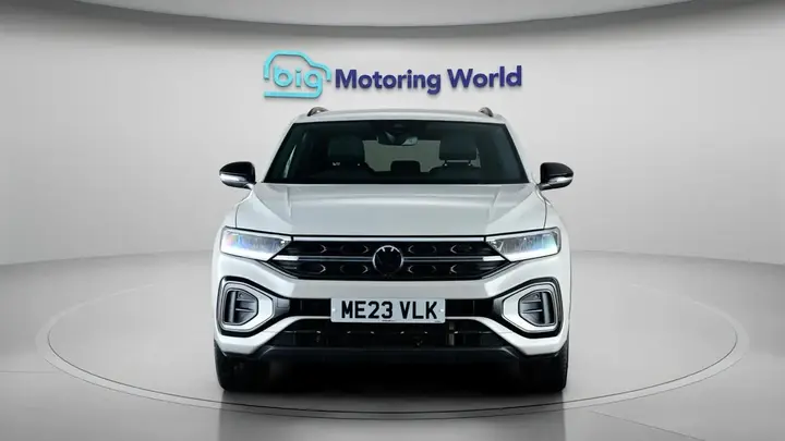 Volkswagen T-Roc 2023 photo 3