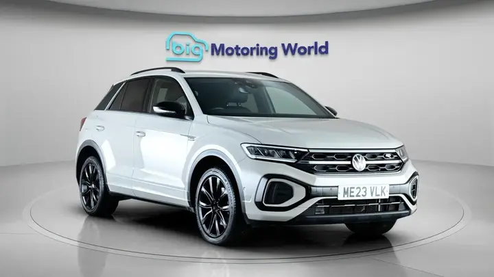 Volkswagen T-Roc 2023 photo 2