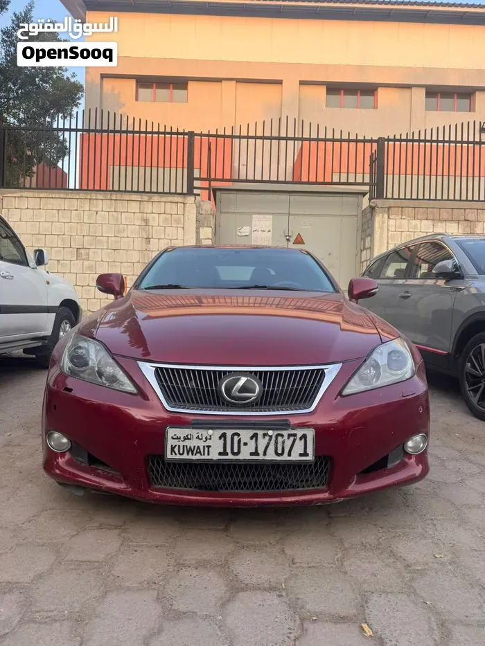Lexus Is 2011 photo 5