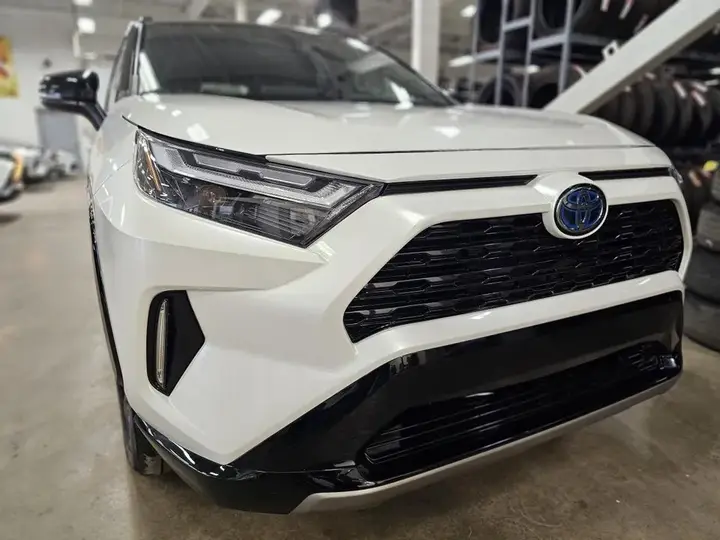 Toyota Rav4 2023 photo 2